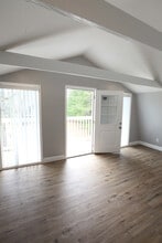 Building Photo - 34 Chalet Dr