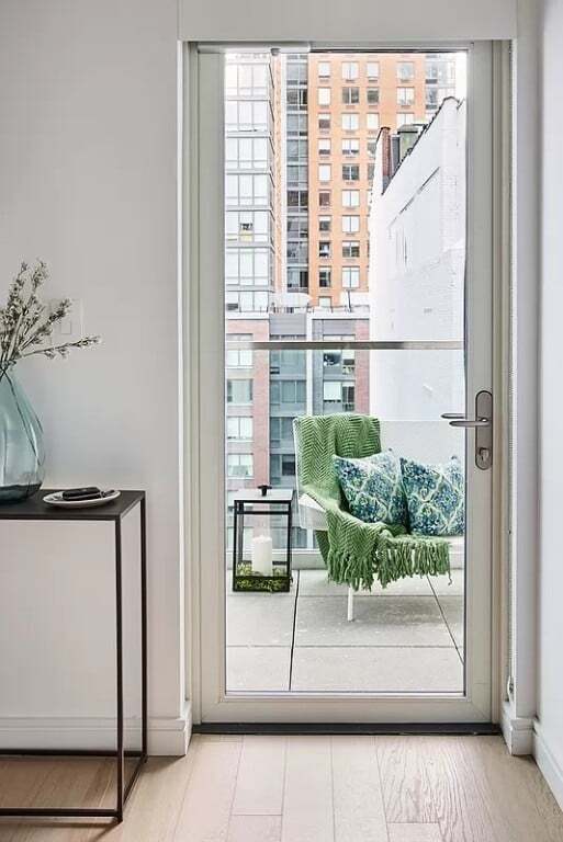 Foto del edificio - 635 W 42nd St