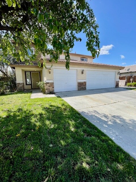 Building Photo - 4485 Thornbush Dr