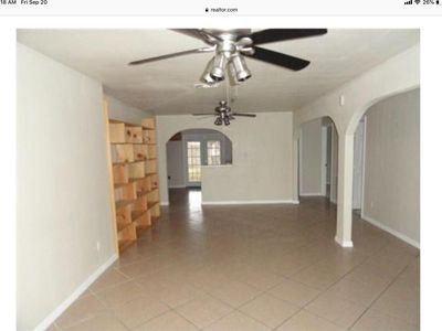 Building Photo - 4005 Hamlet Pl