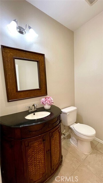Foto del edificio - 6837 Cosmos St