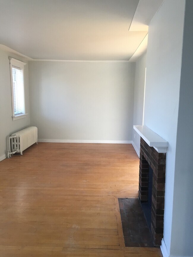 Foto del edificio - 109-111 Duplex