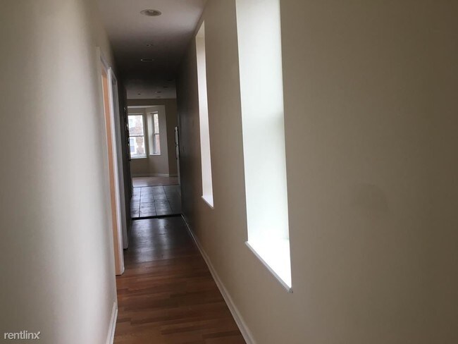 Foto del edificio - 1320 N 52nd St