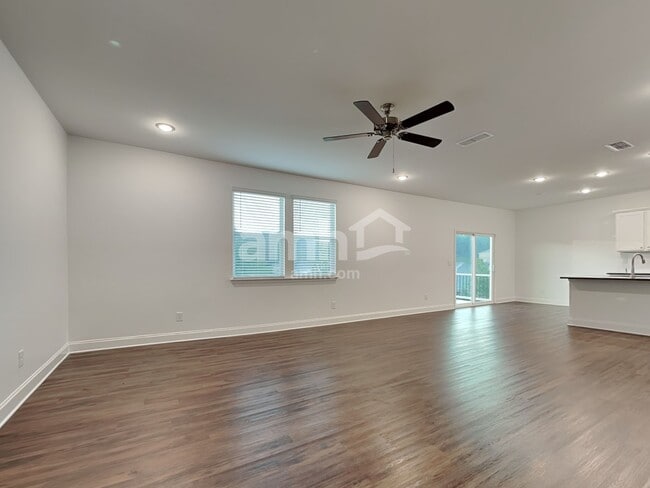 Building Photo - 1674 Soapstone Rd