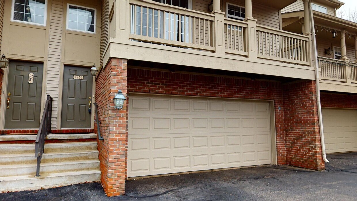 Primary Photo - 2970 Barclay Way