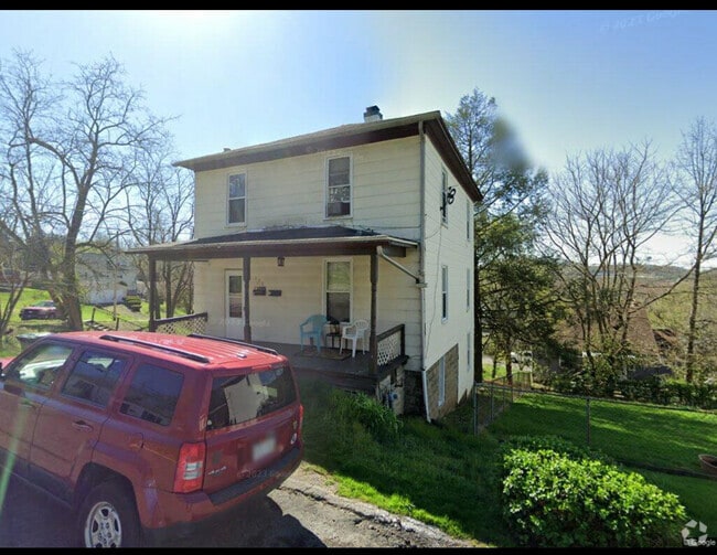 Building Photo - 608 Southern Ave