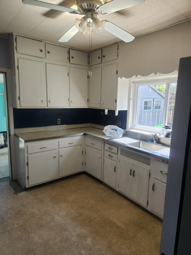 Foto del edificio - 535 Green Ln