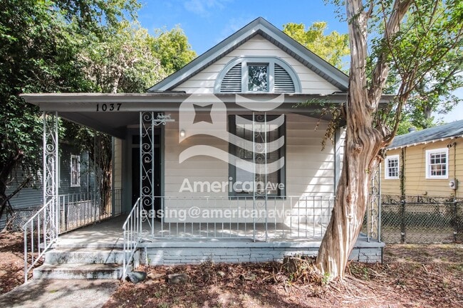 Building Photo - 1037 32nd St