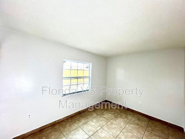 Foto del edificio - 13 Louisiana Ave