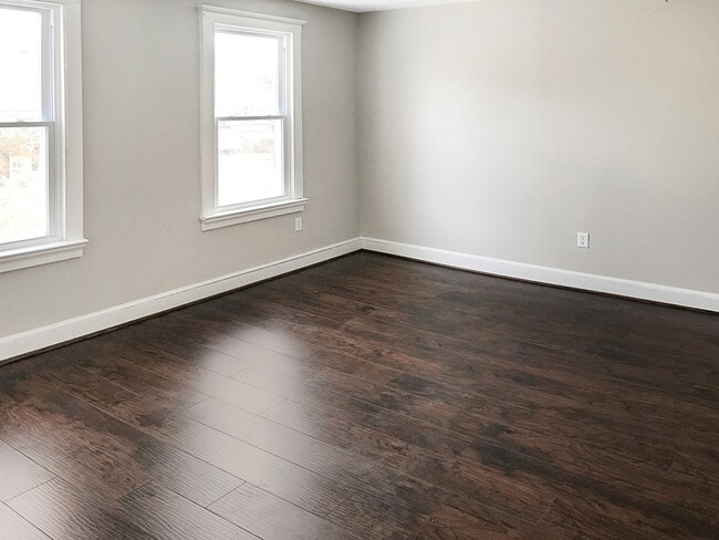 Foto del edificio - 404 W 27th St