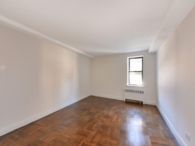 Building Photo - 43 Amberson Ave