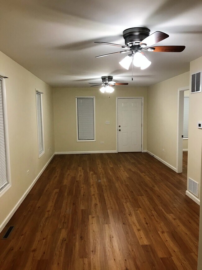 Foto del edificio - 2201 Ottawa Ave