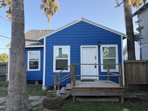 Building Photo - 1133 S Brownlee Blvd
