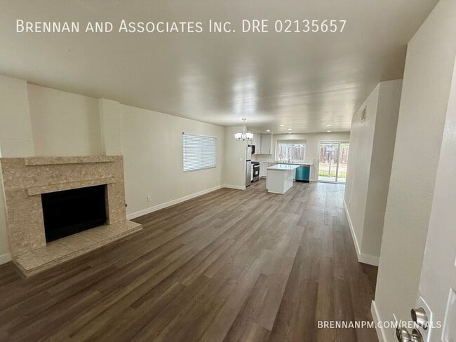 Building Photo - 9046 Ildica St