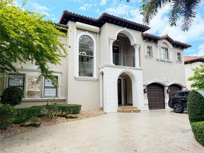 Building Photo - 15900 NW 83rd Pl