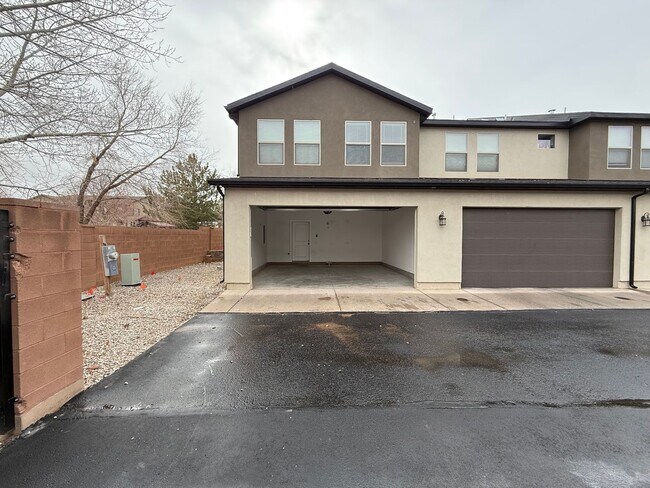 Foto del edificio - Welcome to Arbor Park Townhomes!