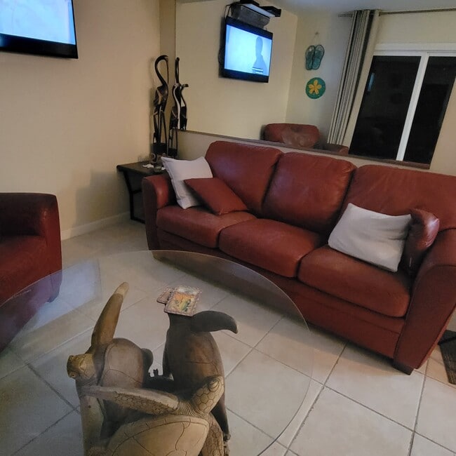 Sofá cama - 5600 Gulf Blvd