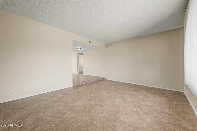 Building Photo - 4828 W Palo Verde Ave
