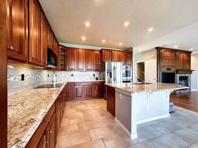 Building Photo - 9068 Sturbridge Pl