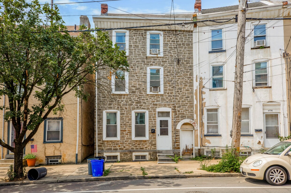 Primary Photo - 4734 Umbria St
