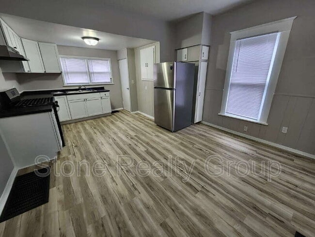 Foto del edificio - 820 S 19th St