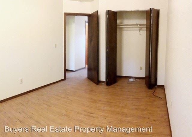 Foto del edificio - 9801 Grange Dr
