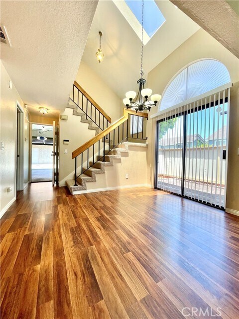 Foto del edificio - 4451 Emerald St