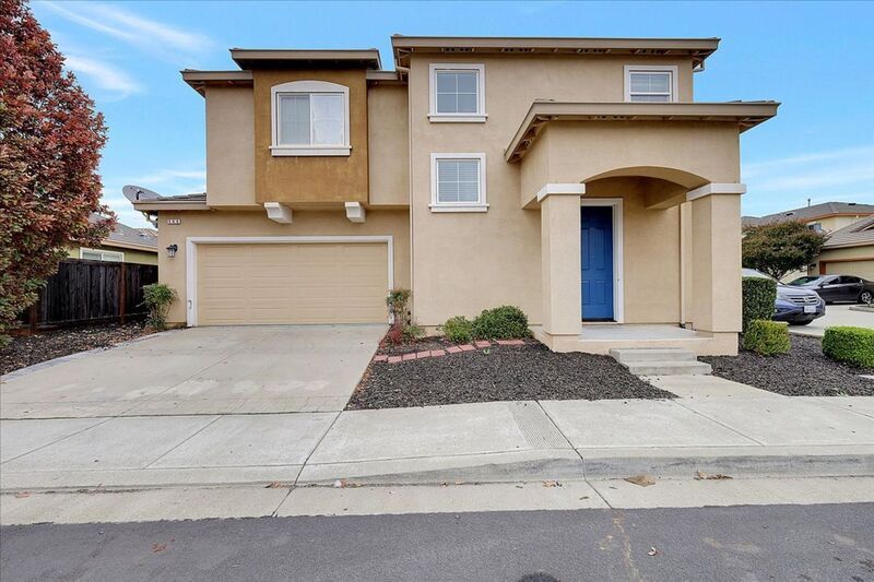 Foto principal - 566 Del Mar Cir