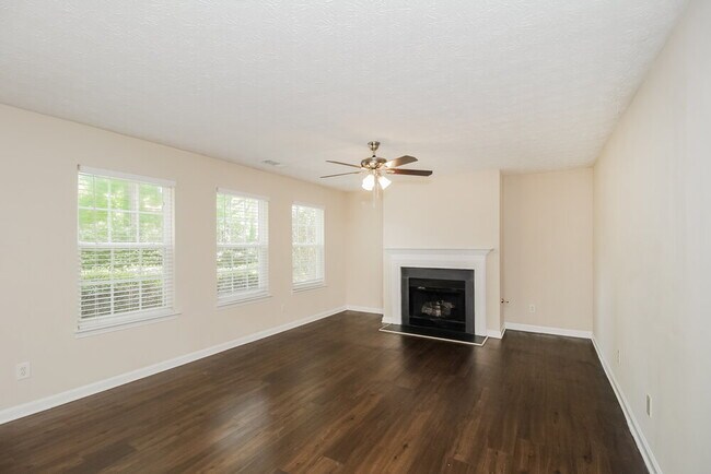 Foto del edificio - 12 Red Maple Way