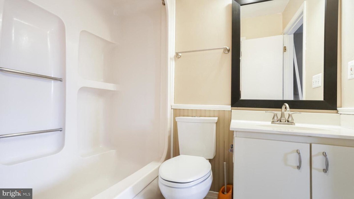 12 Queen Anne Way, Chester, MD 21619 Condo for Rent in Chester, MD