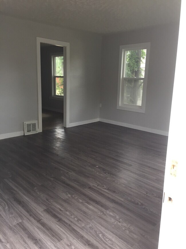 Photo du bâtiment - 852 Retallack St