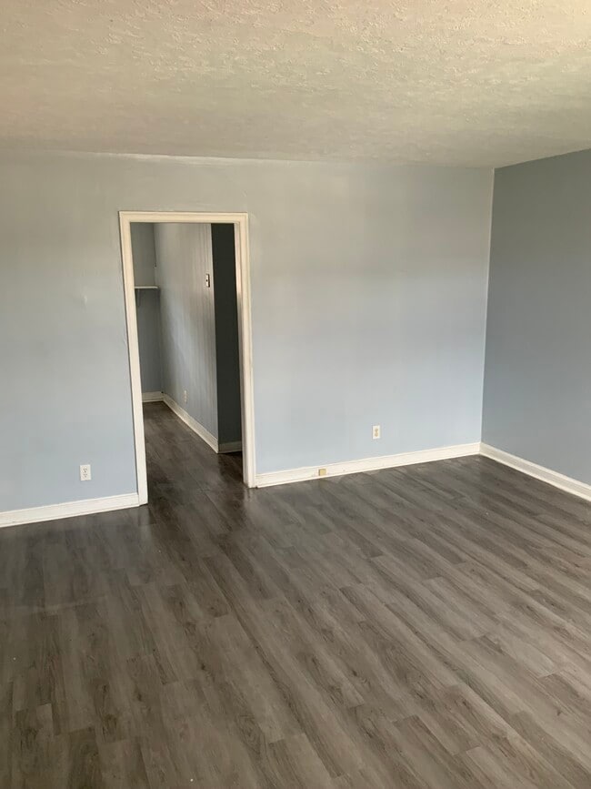 Photo - 6254 Everett Ave Apartment