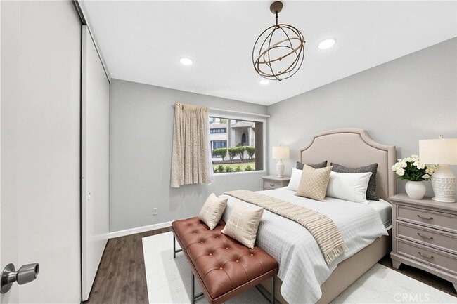 Building Photo - 13602 La Jolla Cir