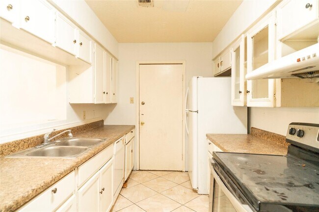 Foto del edificio - 12356 Newbrook Dr