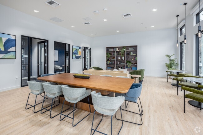 The Union - Collaborative WFH Space - The Hayley