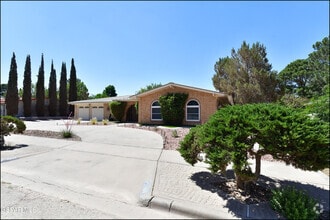 Building Photo - 3606 Colville Dr
