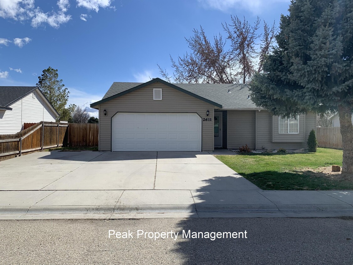 Primary Photo - 2611 Sunflower Dr