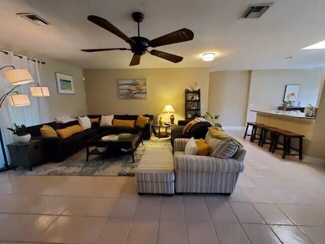 Foto del edificio - MOON LAKE SINGLE FAMILY HOME