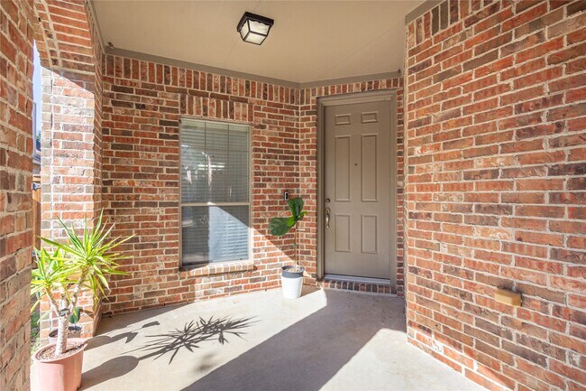 Building Photo - 24322 Bella Florence Dr