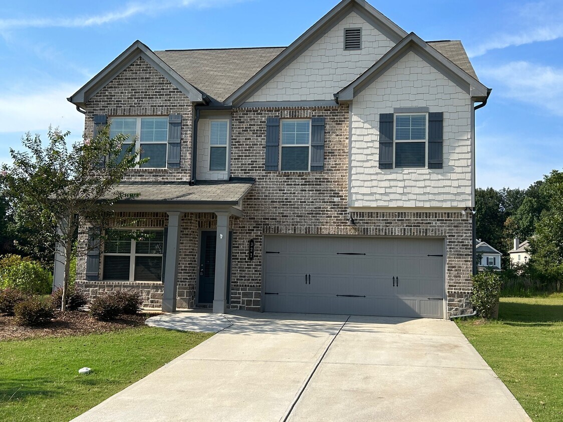 Primary Photo - 321 Winterset Cir