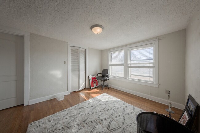 Foto del edificio - 4127 Bell Street