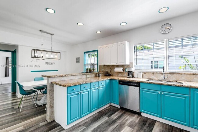 Foto del edificio - 1629 Johnson St