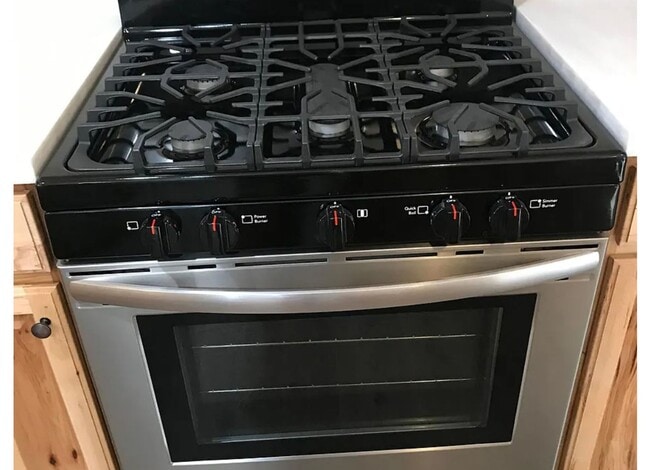 Building Photo - 3-bedroom, 2.5-bathroom HOME FOR RENT!