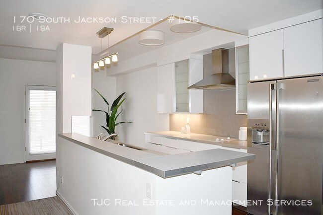 Foto del edificio - 170 S Jackson St