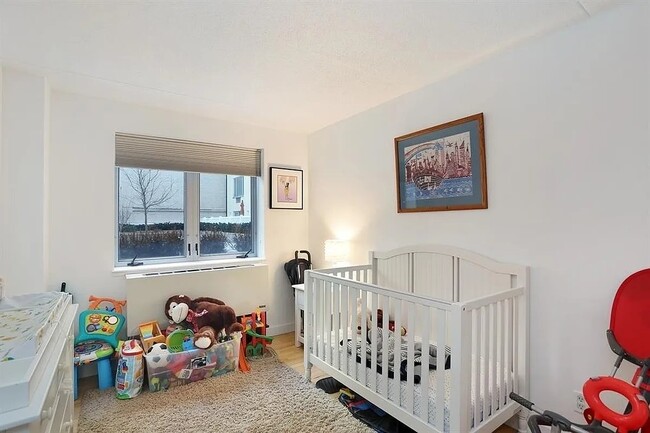 Building Photo - 53 Boerum Pl