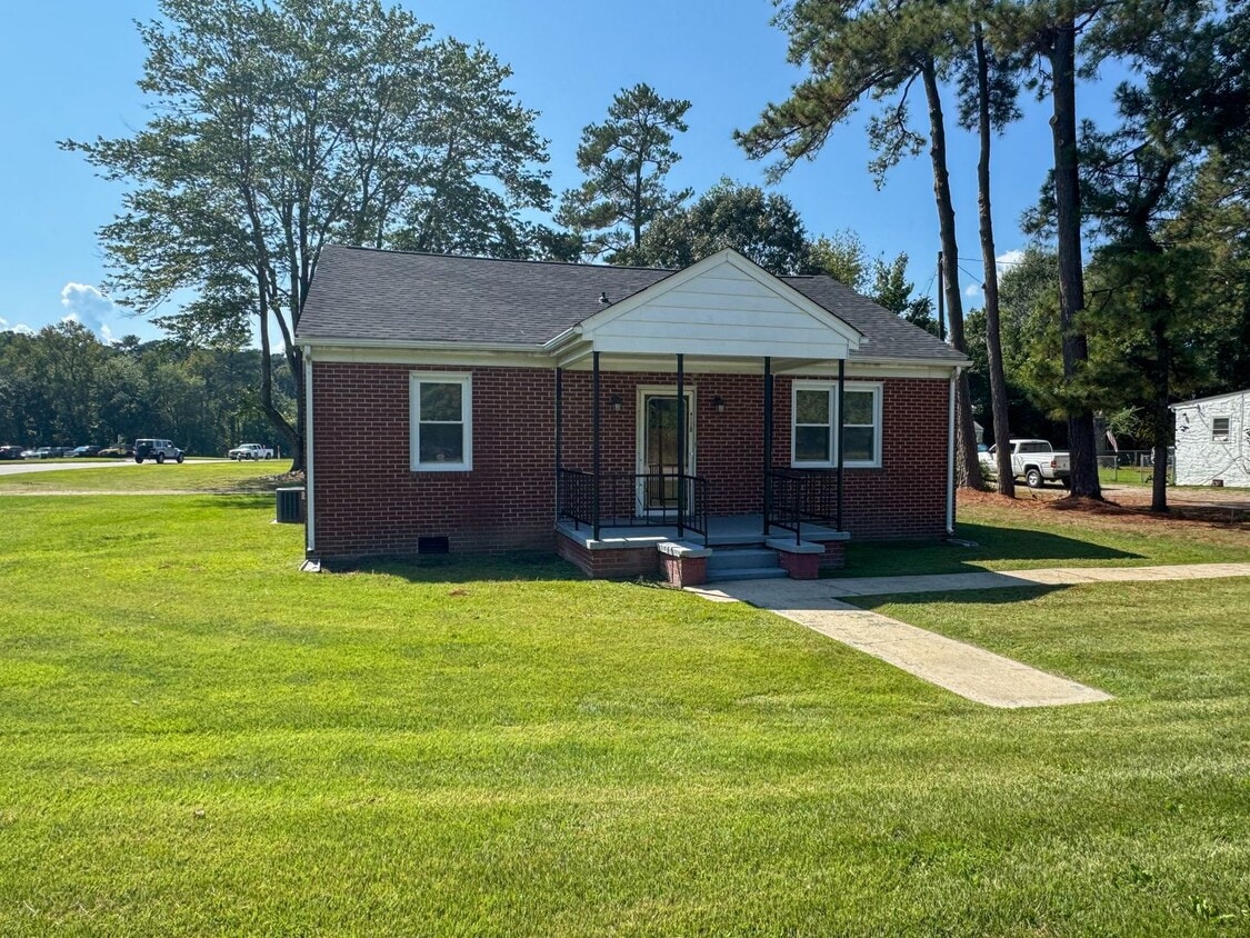 Primary Photo - 4110 Jefferson Park Rd