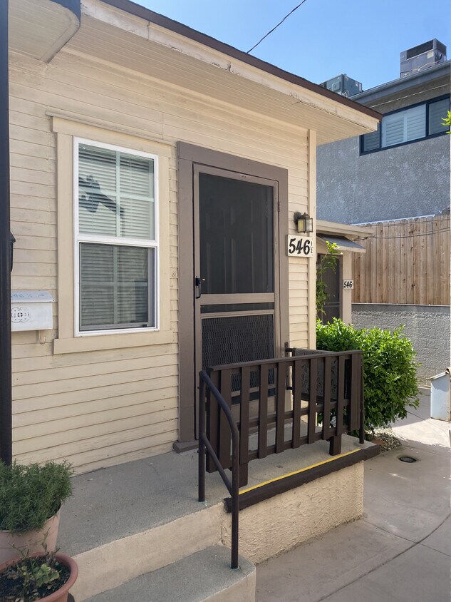 544 E Verdugo Ave Unit 546.5, Burbank, CA 91501 Apartments in Burbank