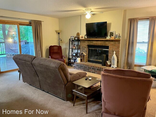 Building Photo - 4 br, 2.5 bath House - 1053 Kettle Creek Rd