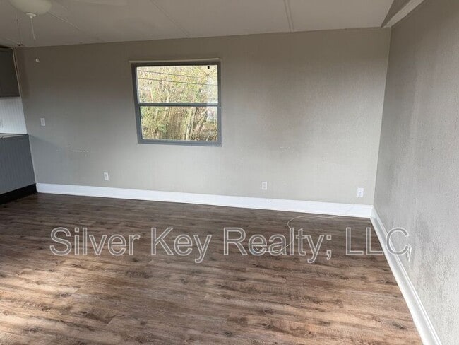 Building Photo - 124 Mt Vernon Church Rd