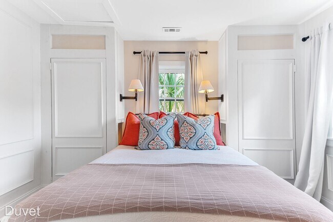 Foto del edificio - 2 br, 2.5 bath House - 20 1/2 Duncan Street